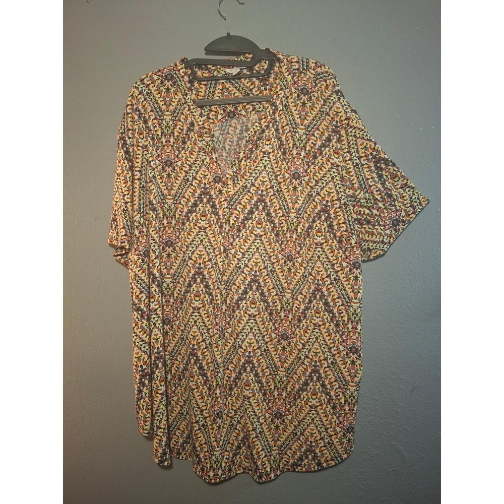 Short sleeve multi colored top